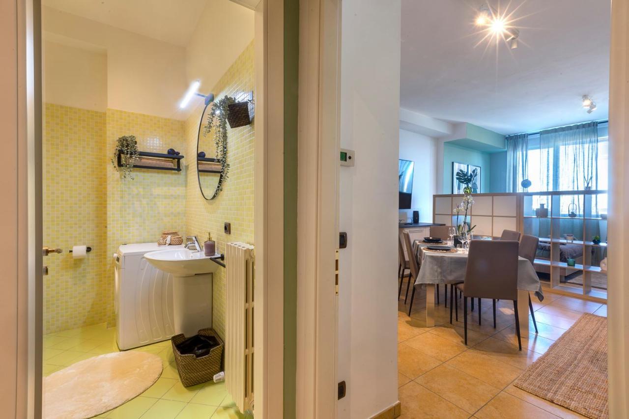 マチェラータCavour Elegante Loft In Centroアパートメント エクステリア 写真