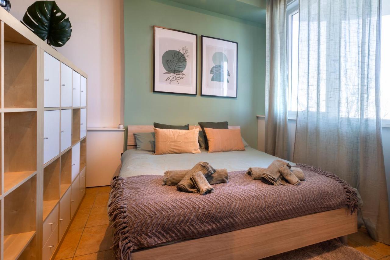 マチェラータCavour Elegante Loft In Centroアパートメント エクステリア 写真